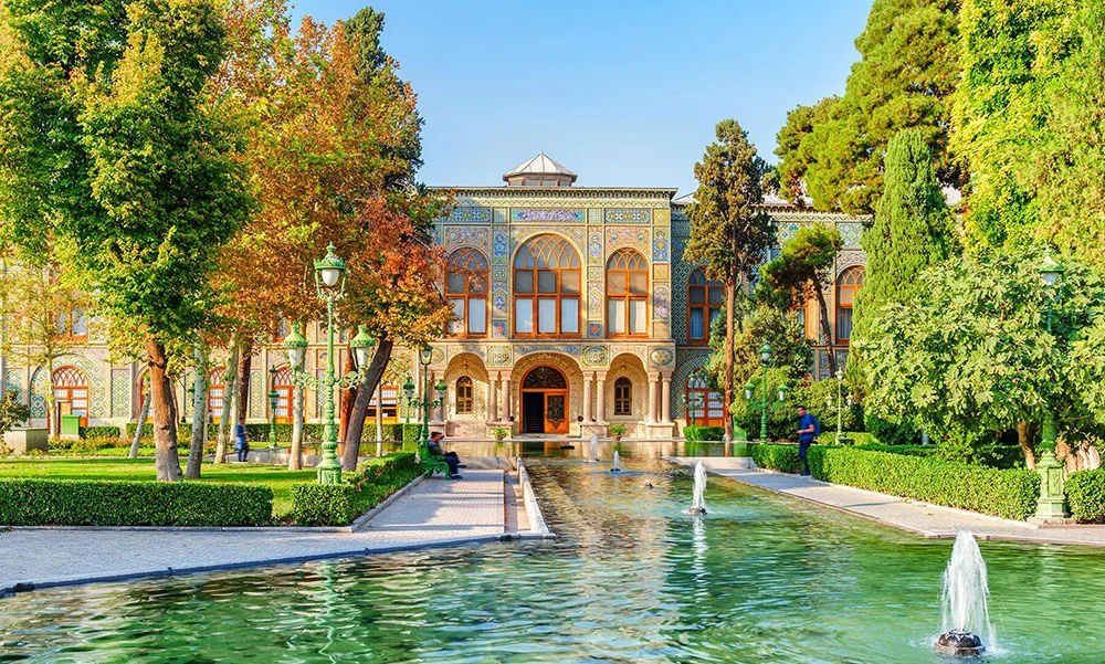 بازدید از کاخ گلستان